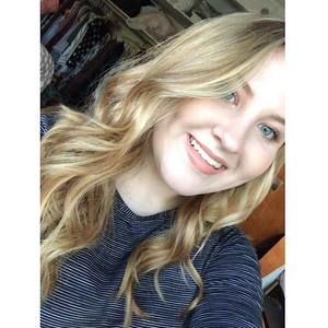 Meet your Posher, Alyssa